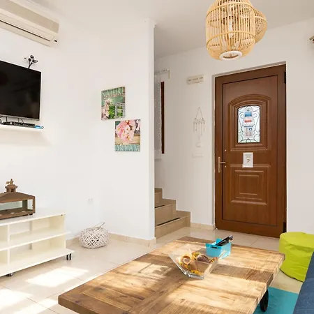 Aeonian Λίνδος