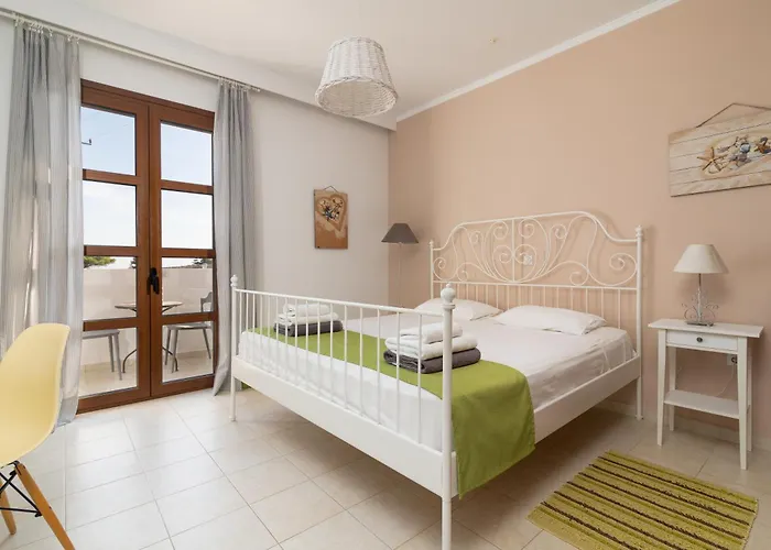 Aeonian Villa Líndosz